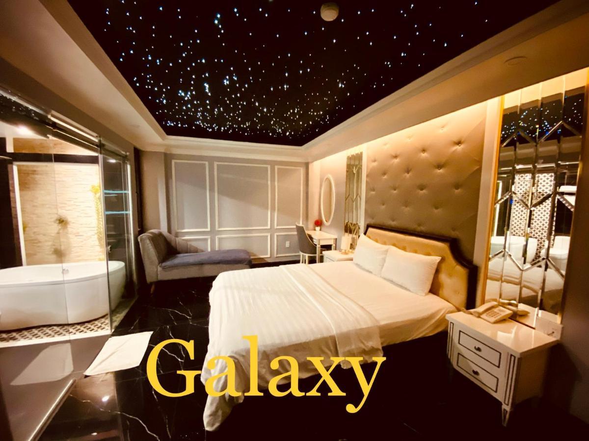 La Galerie Hotel Хошимин Экстерьер фото